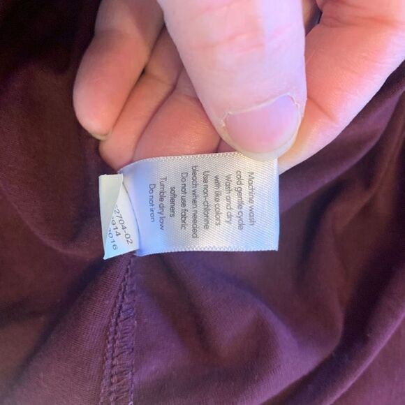 Athleta Women's Encore Plum Crewneck Athletic Tee Top Size M - Picture 8 of 11